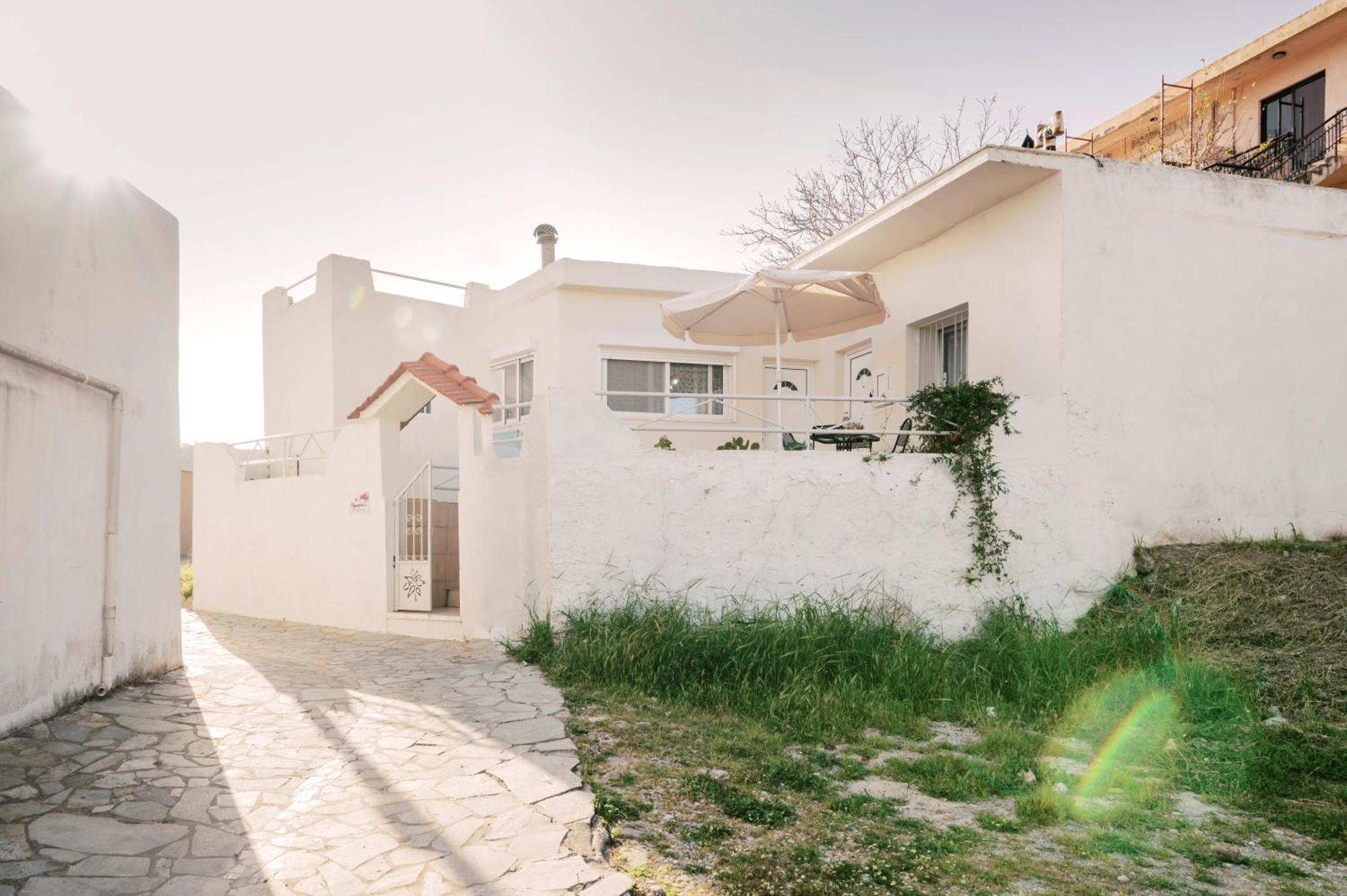 Olympia'S Cozy Guesthouse Psinthos Екстер'єр фото